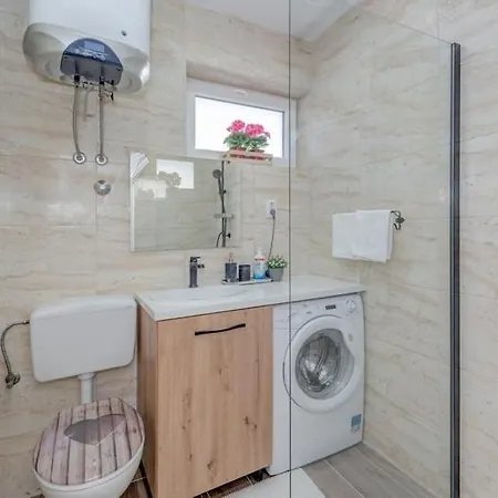 Apartment Nika *